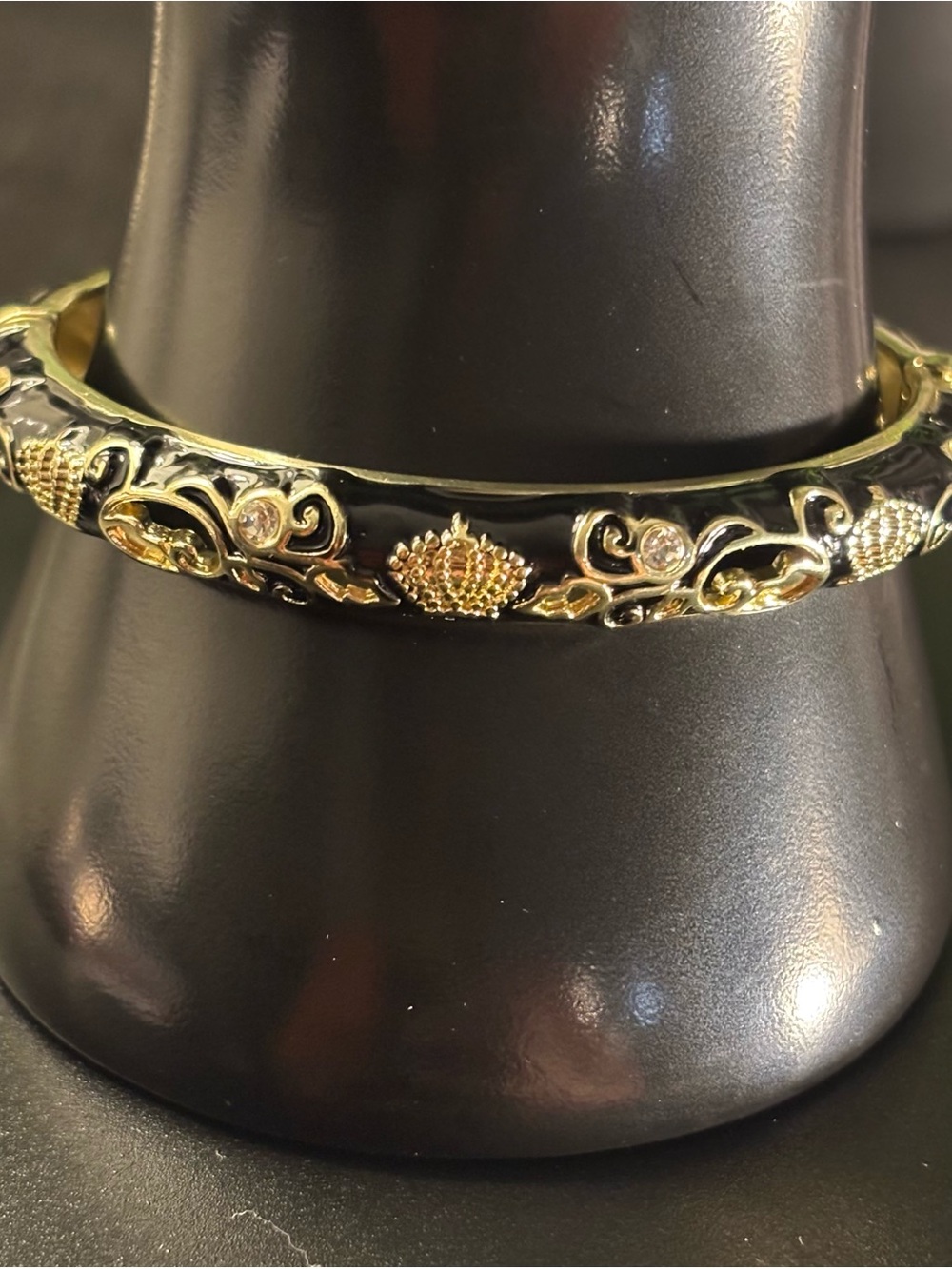 18K Gold-Filled Black Enamel Hinged Bangle